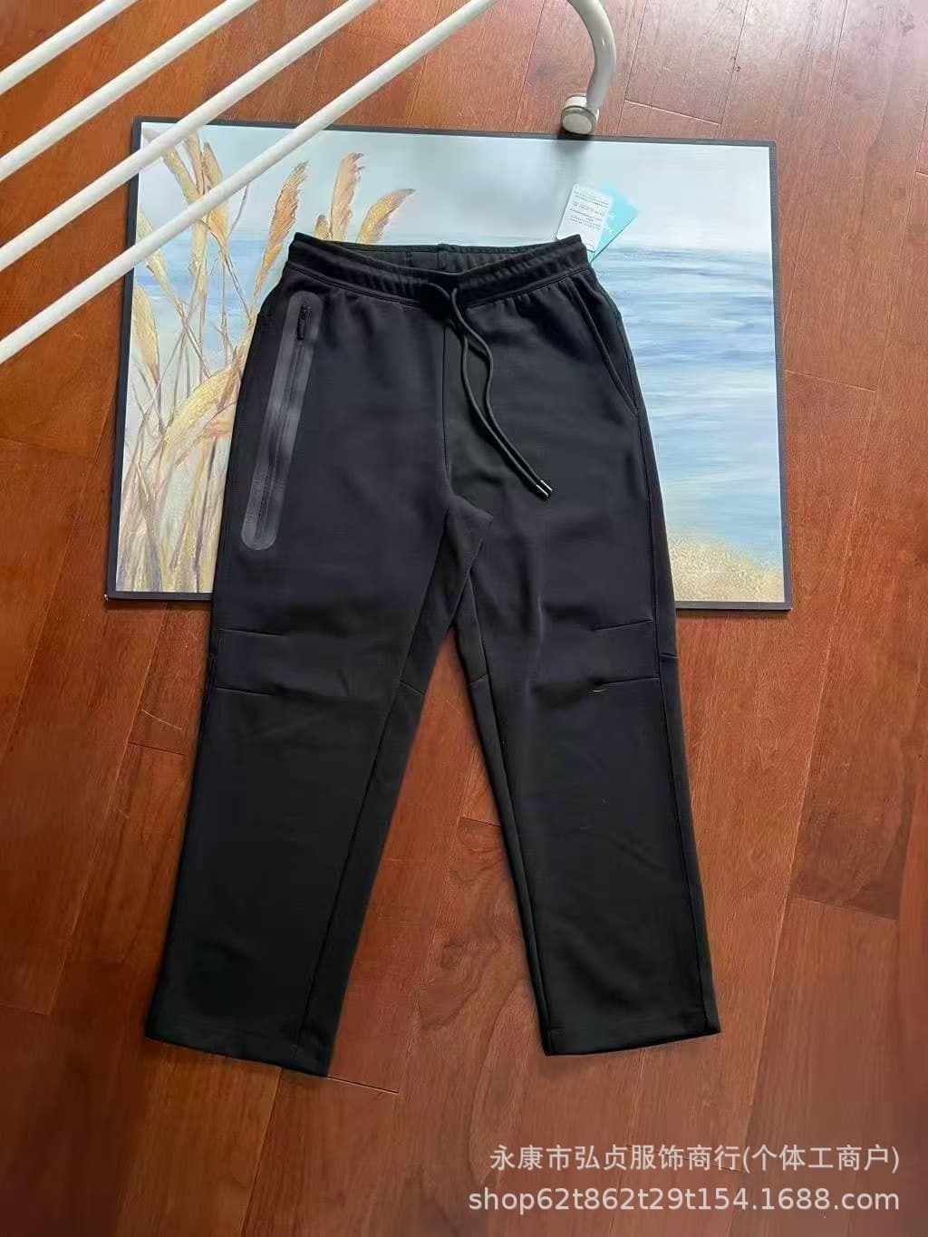 Pants. black