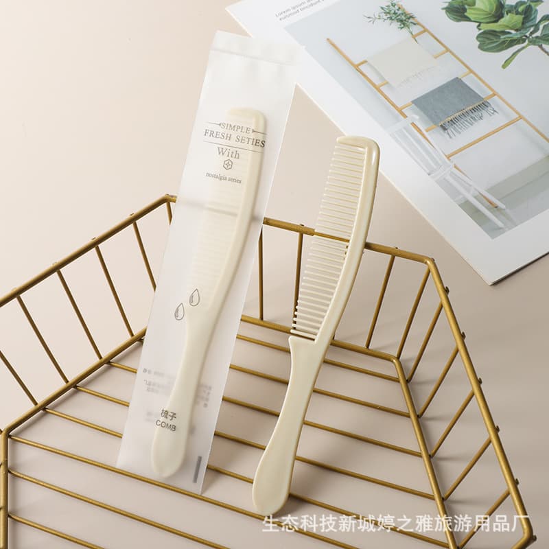 Soft film + beige small long comb