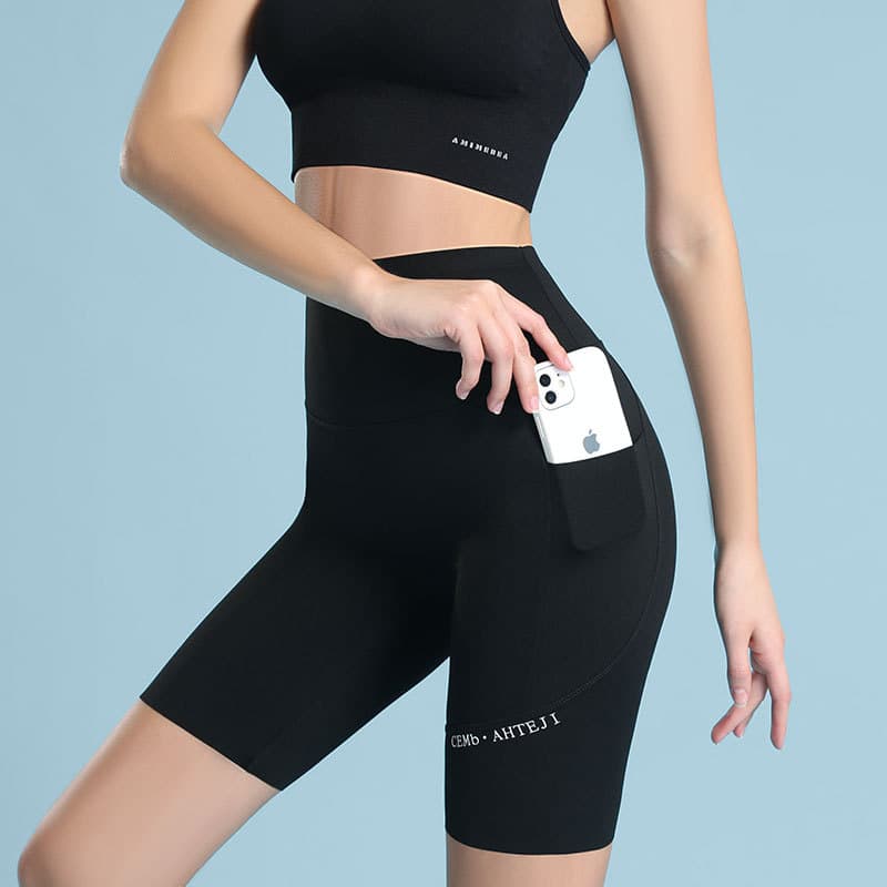 Black [Five-point Pants]
