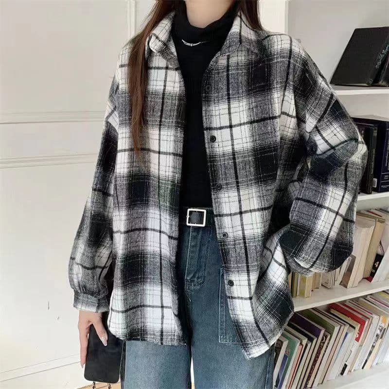 0033 black and white plaid
