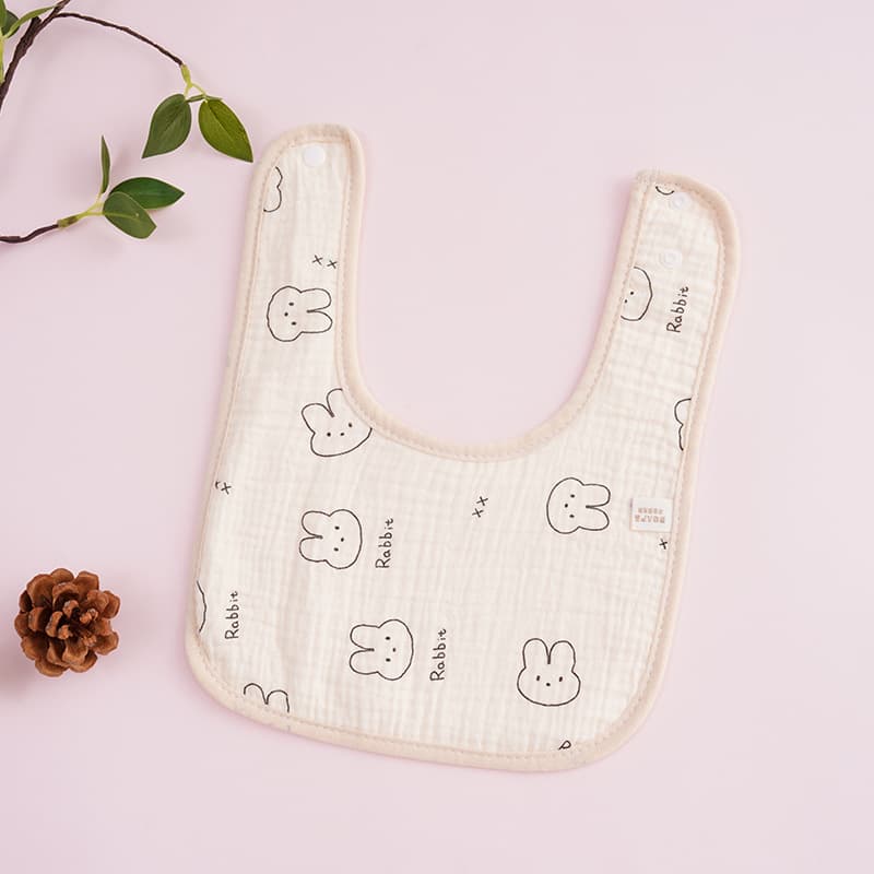 U-shaped little white rabbit