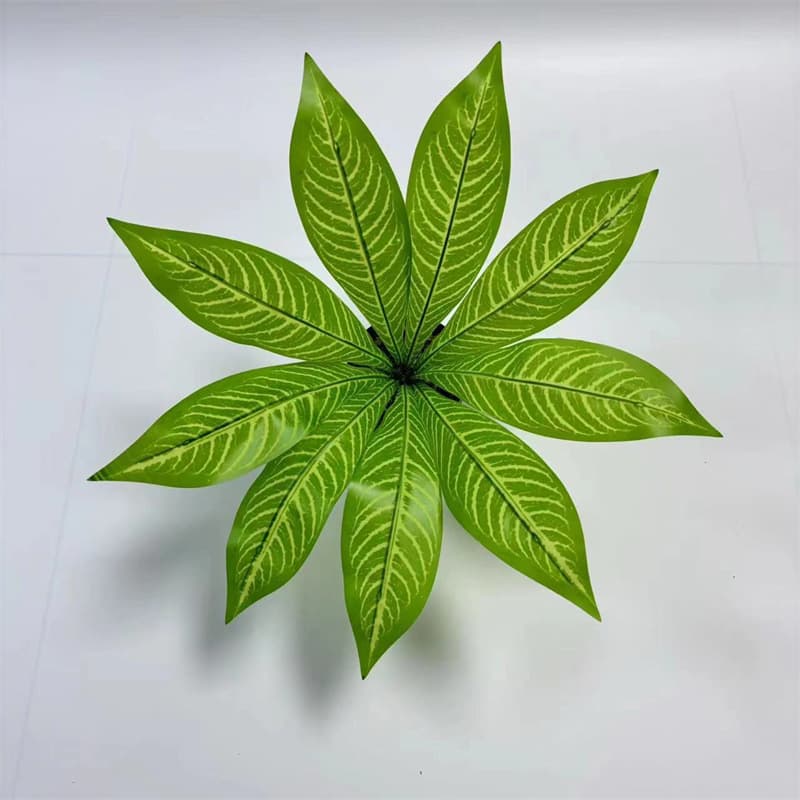 9-leaf yellow-patterned zebra leaves (light)
