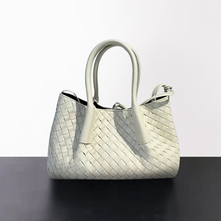 Off-white small size (26x12x16cm)