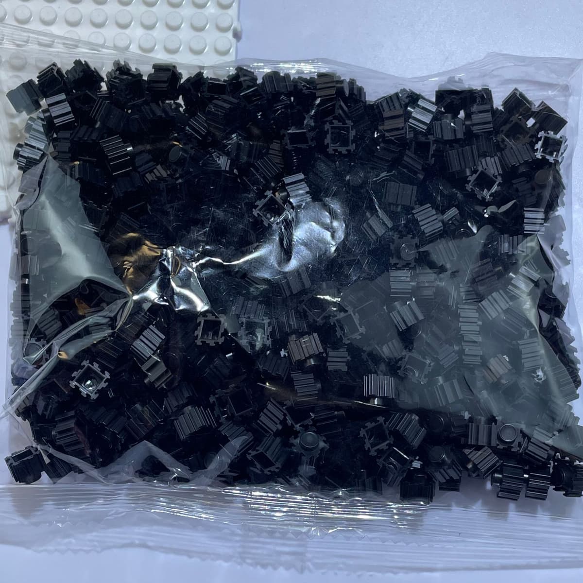 Black 550 pieces