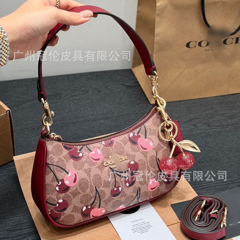 Cherry red + gift box