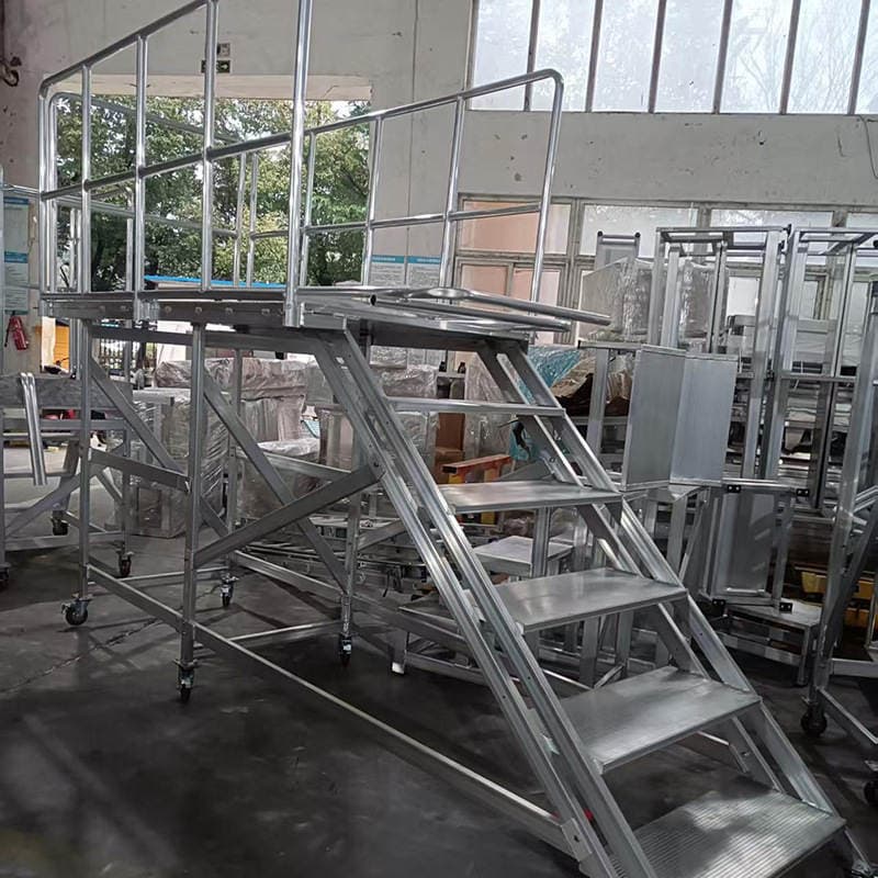 Mobile Aluminum Alloy Ladder, Industrial Platform, Elevated Work Platform, Overhead Ladder, Aluminum Alloy Welded Step Ladder 3
