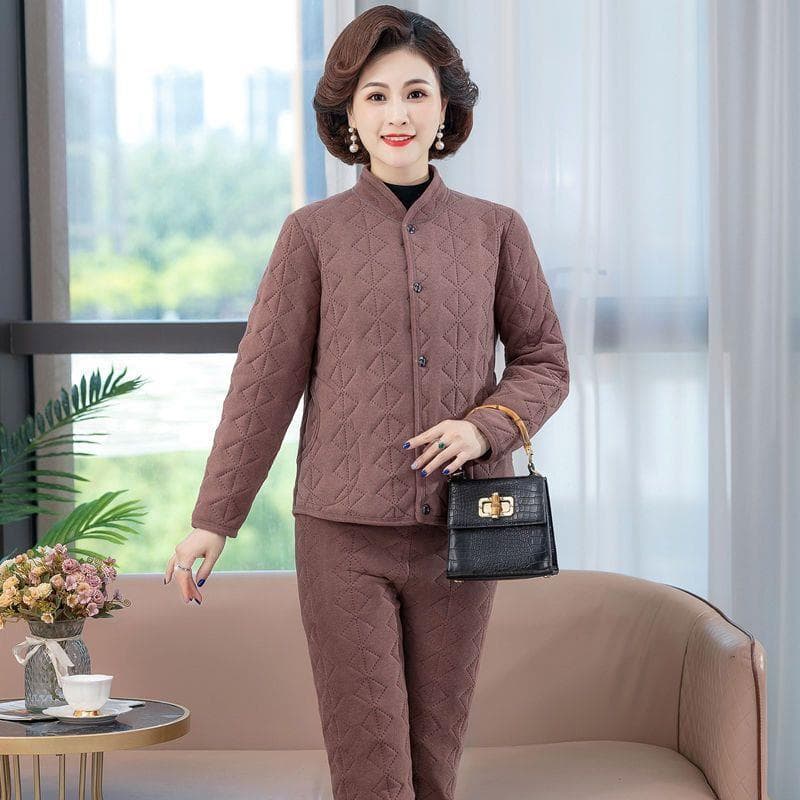 Camel color [cotton coat and cotton trousers]]