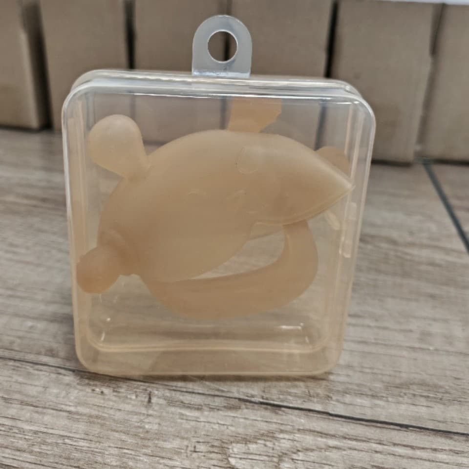 Full grip rabbit teether ※nano silver + square transparent box