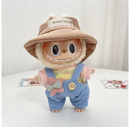 Star light blue overalls suit + small brown hat