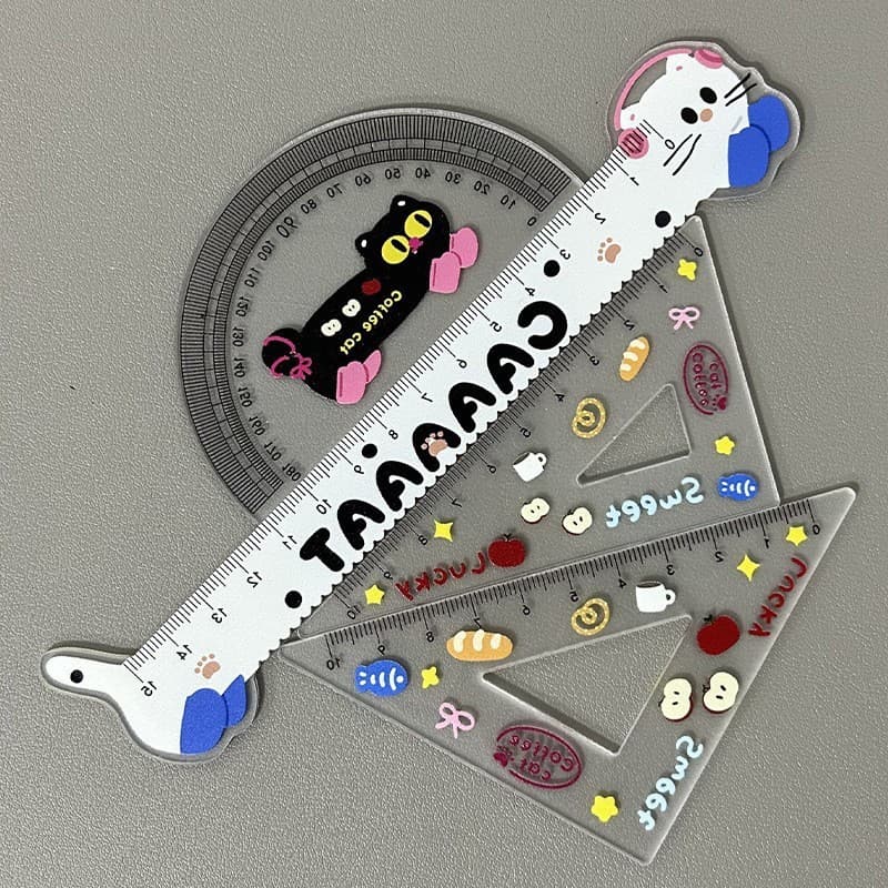 White kitten ruler set