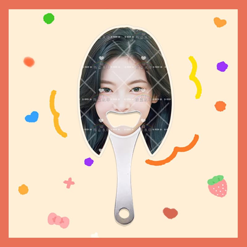 Itzy choi ji hyun bottle opener 06