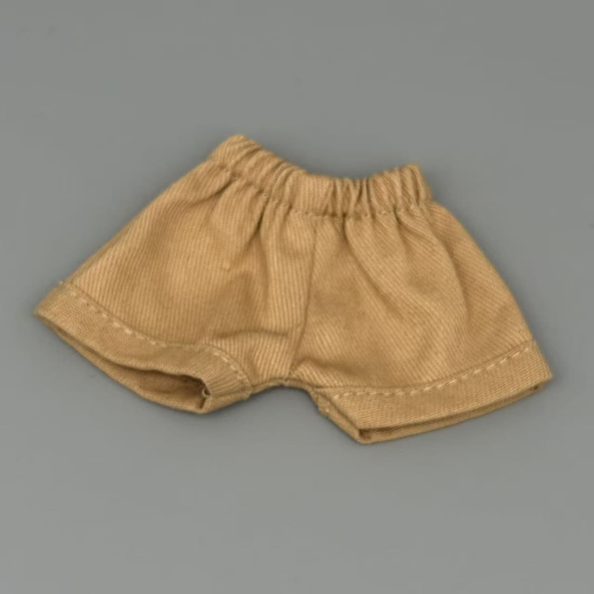 Khaki rolled edges