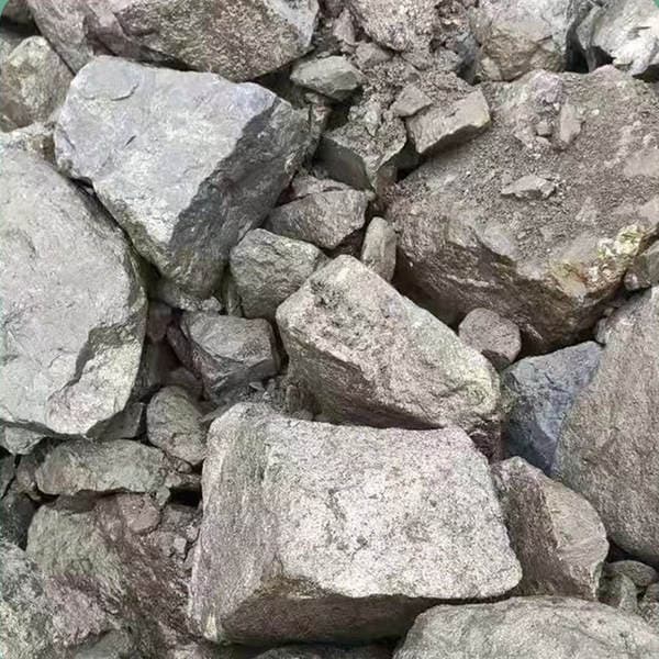Kükürdlü dəmir filizi, xam maqnetit (dəmir/qara polad əritmə, maşınqayırma, körpü/lift əks çəkiləri üçün)