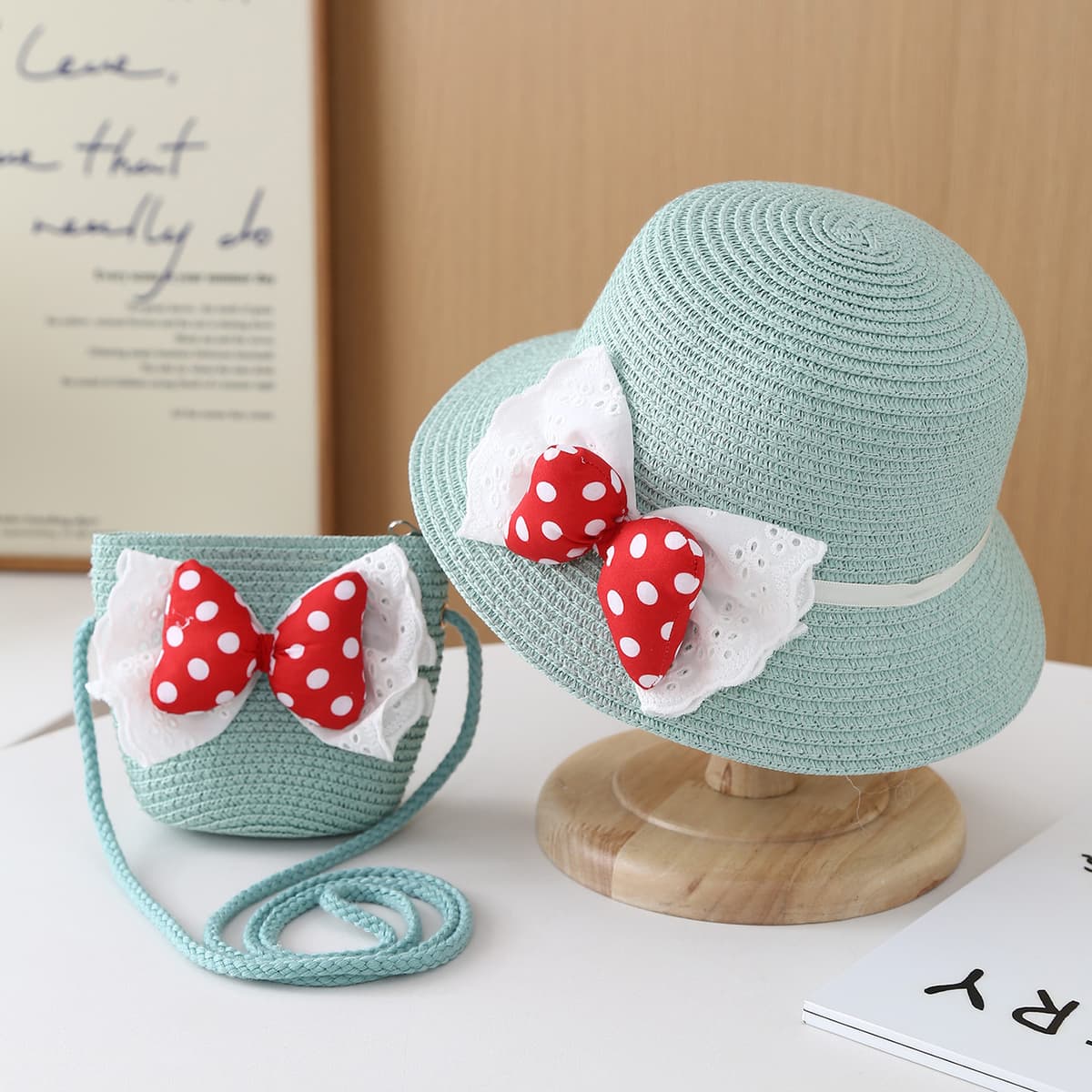 Blue bow set