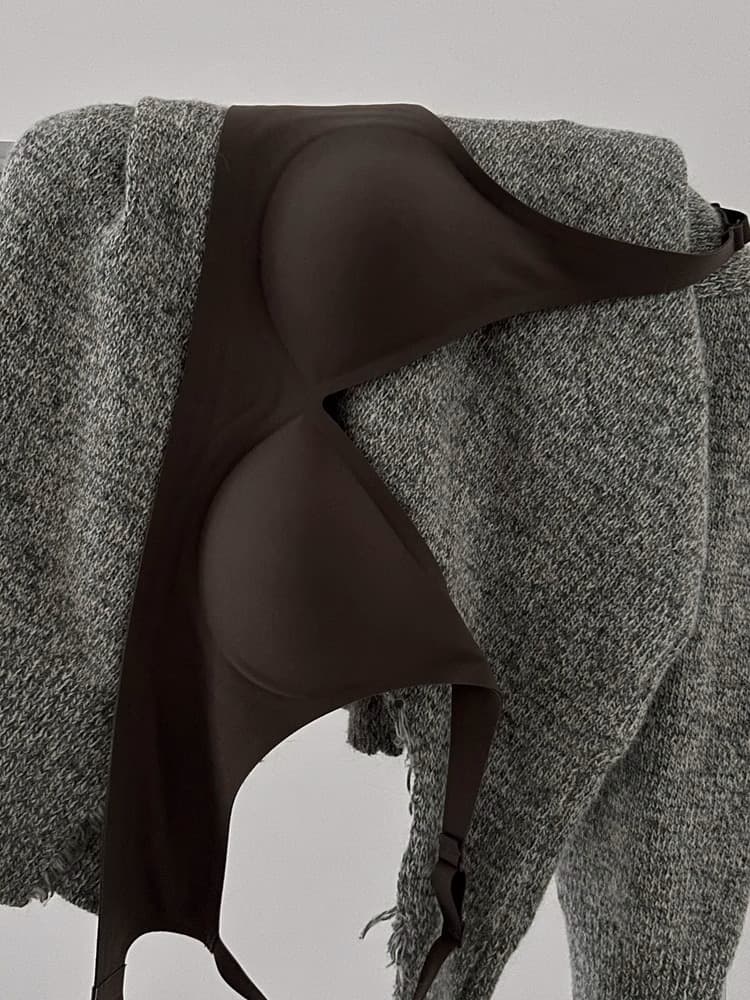 Gray brown [breasted style]