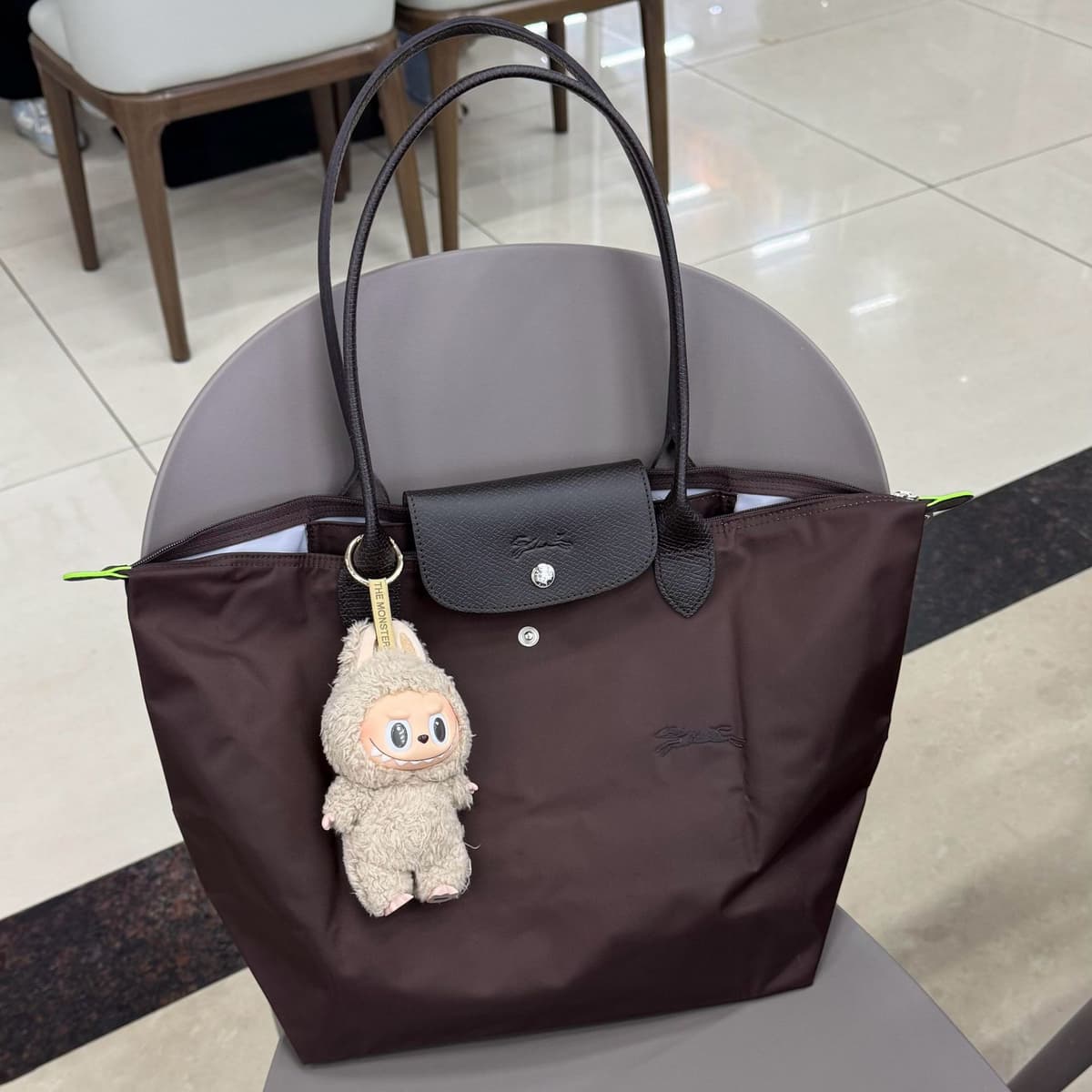 Environmentally friendly mocha color (new color)