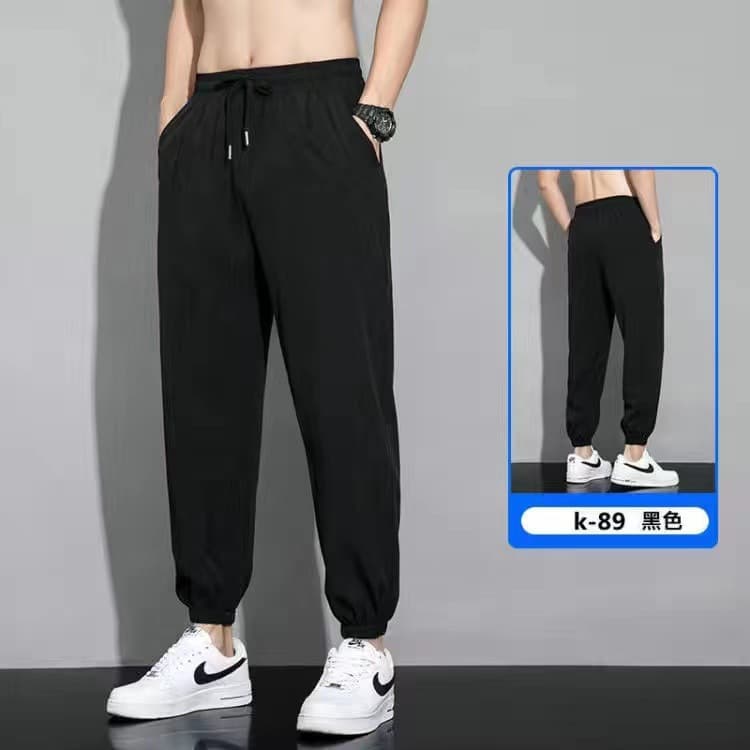 Four-sided bullet beam feet black