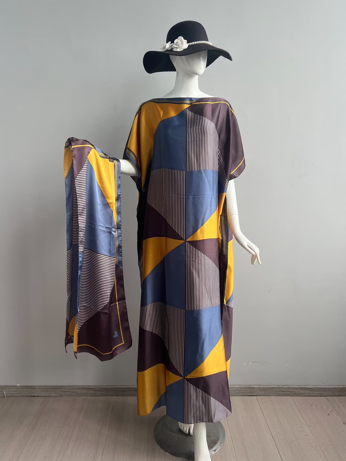 293 - geometric heart blue & yellow (out of stock)