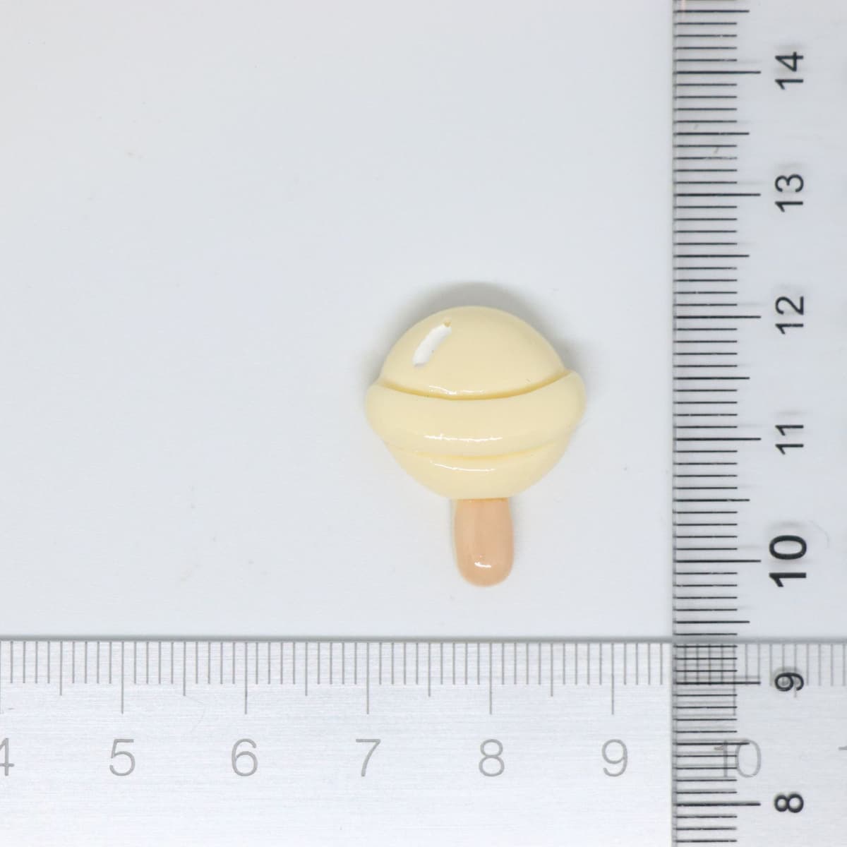 Beige lollipop