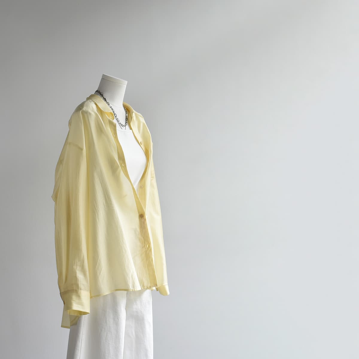 Goose yellow