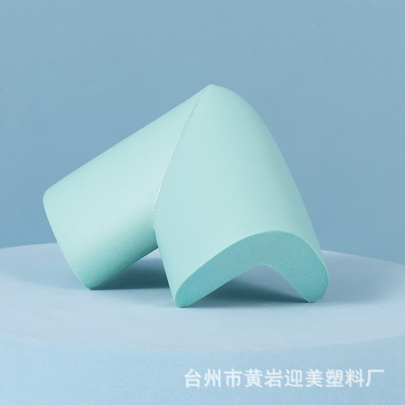 Cyan