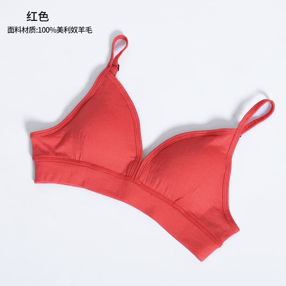 Red (100% wool)