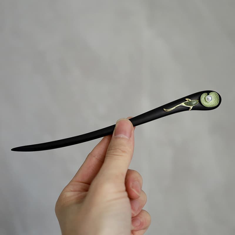 A75 lotus leaf koi hairpin [ebony]