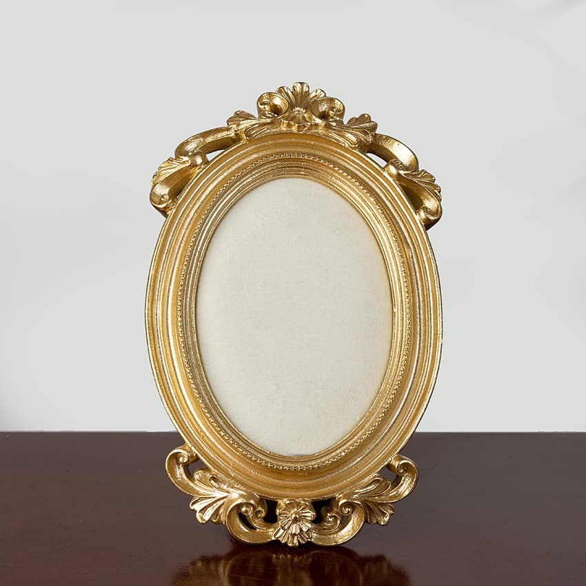 White lace photo frame