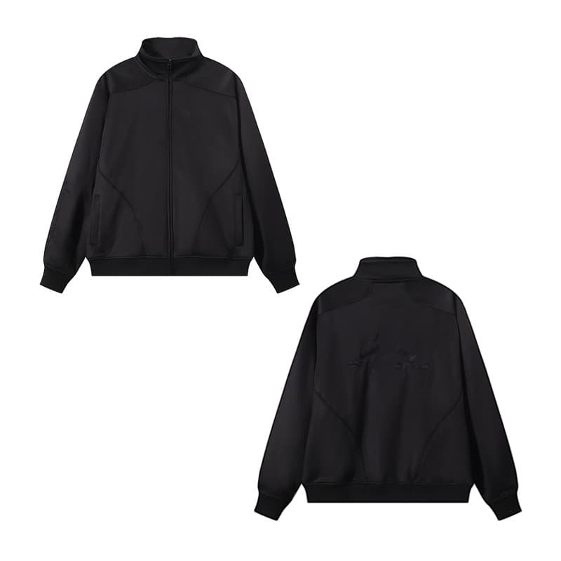 Q dan co-branded black [jacket]