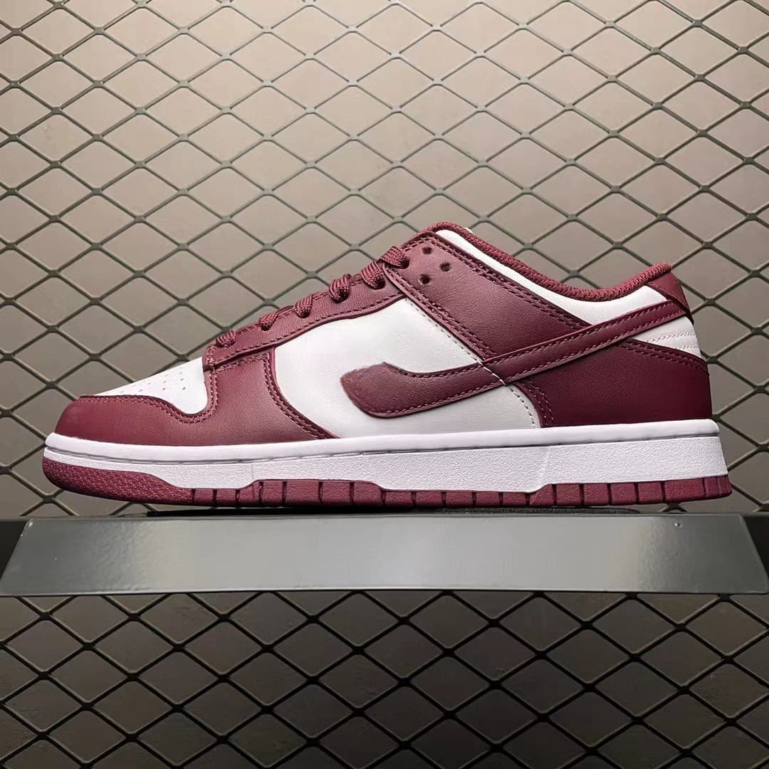 Dunk white wine red