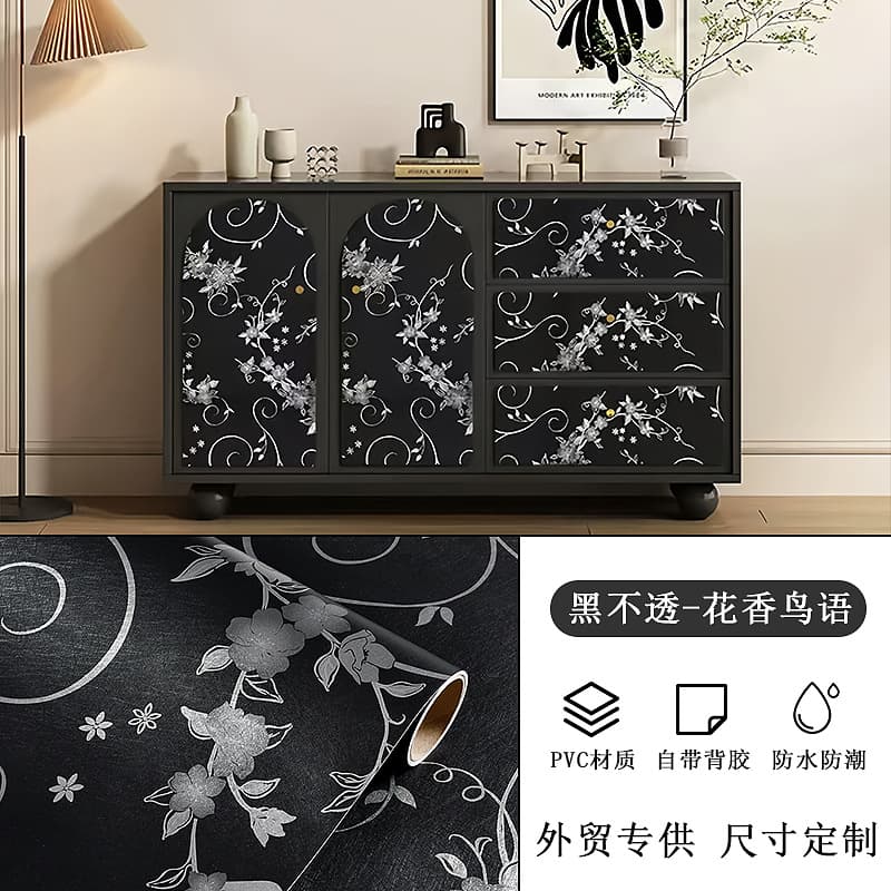 Black floral fragrance and birdsong