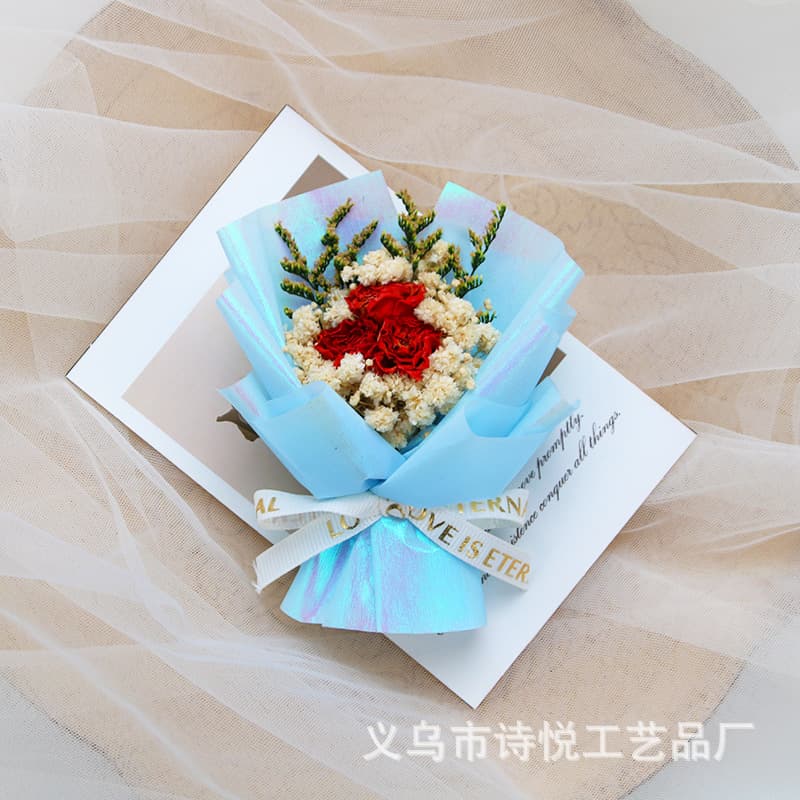 Preserved flowers - enchanting iridescent