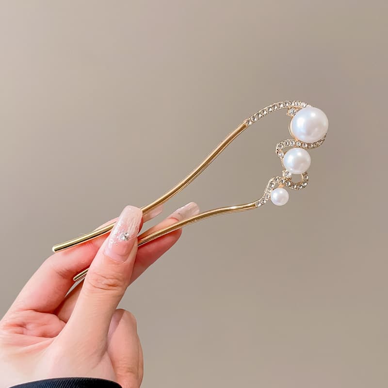 11#Golden three pearl wavy hairpin