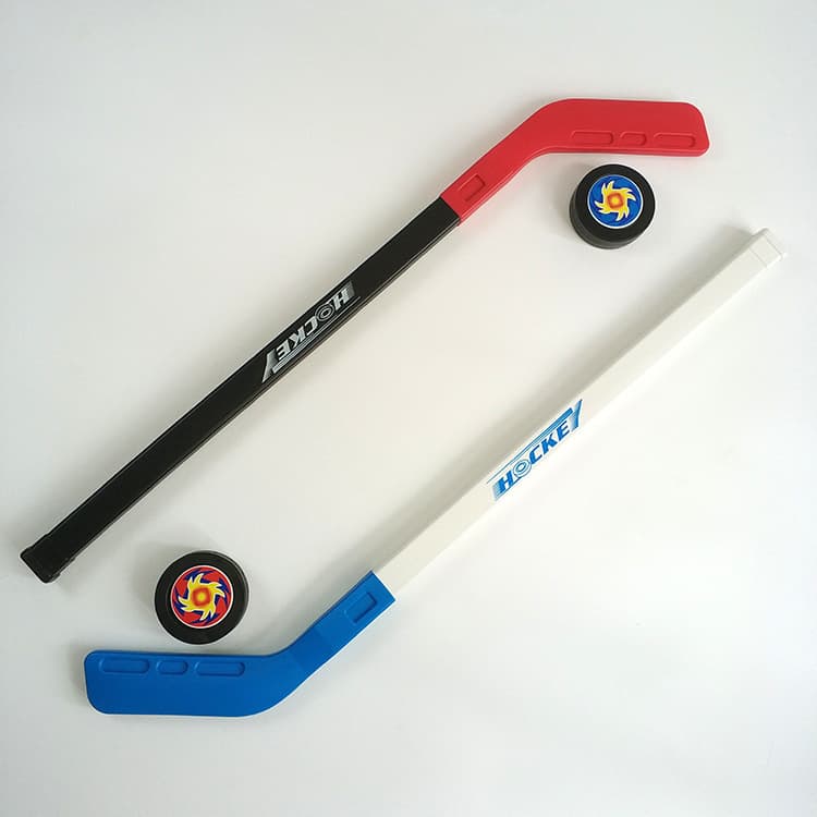 Hockey set (two sticks + two balls)