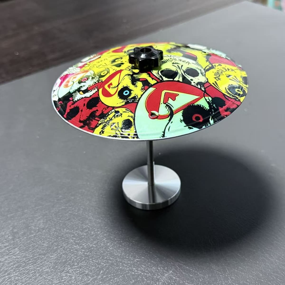 Desktop tapping to decompress the skull