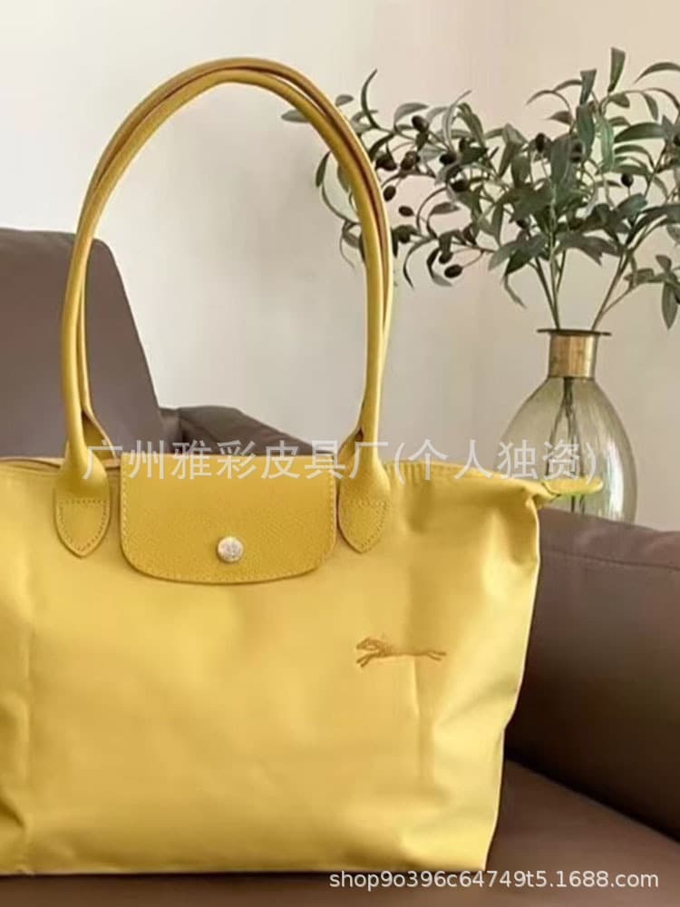 Environmentally friendly wheat yellow