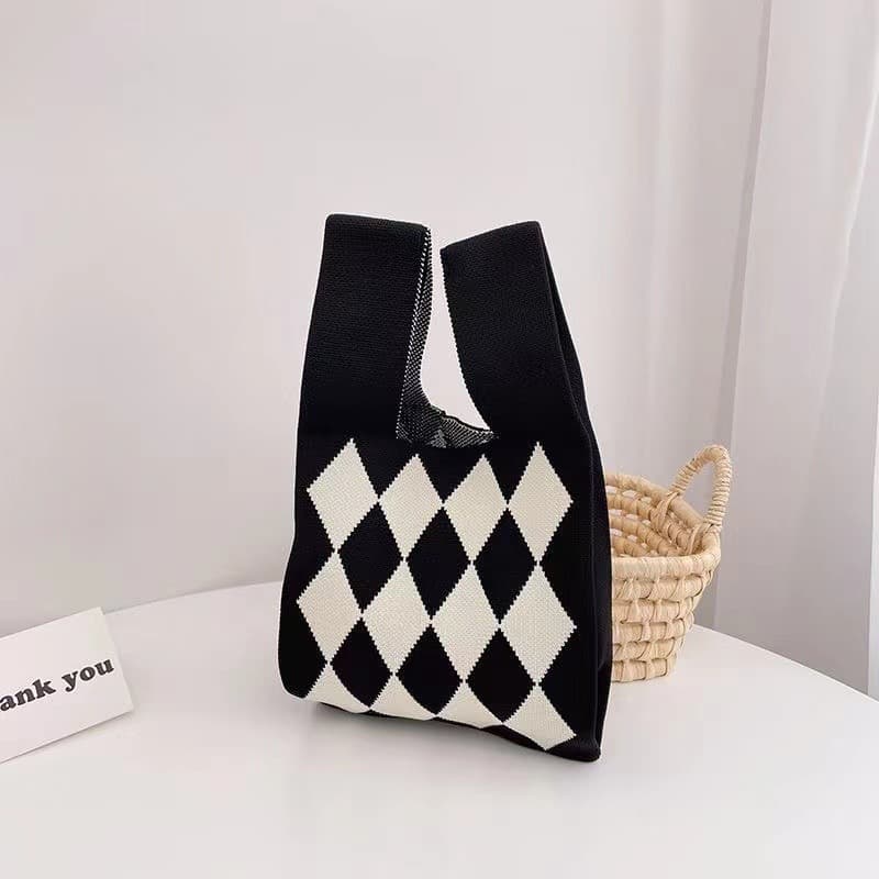 Diamond-black
