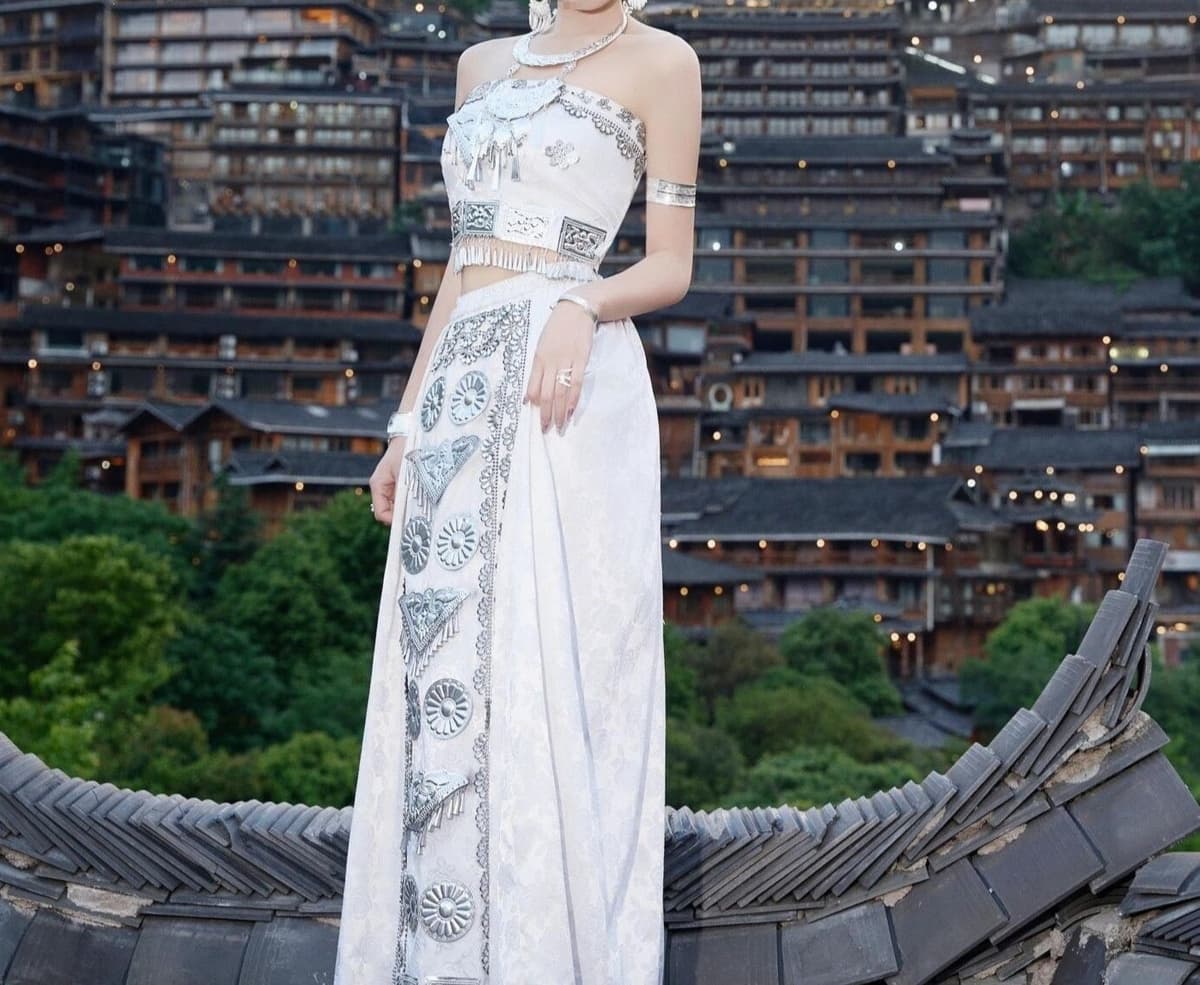 White chest wrap + skirt (rose original version)