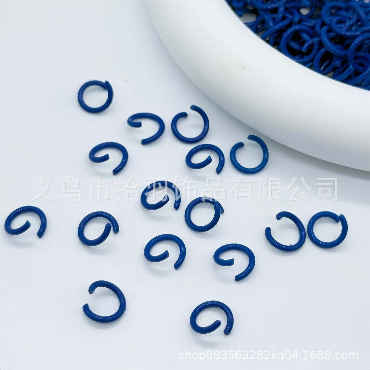 [royal blue] open circle