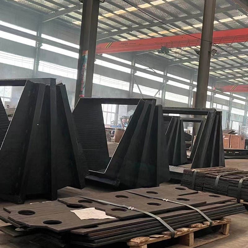 Yüksək xromlu bimetal kompozit aşınmaya davamlı polad lövhələr (konveyer novları üçün), kəsmə və emal 4