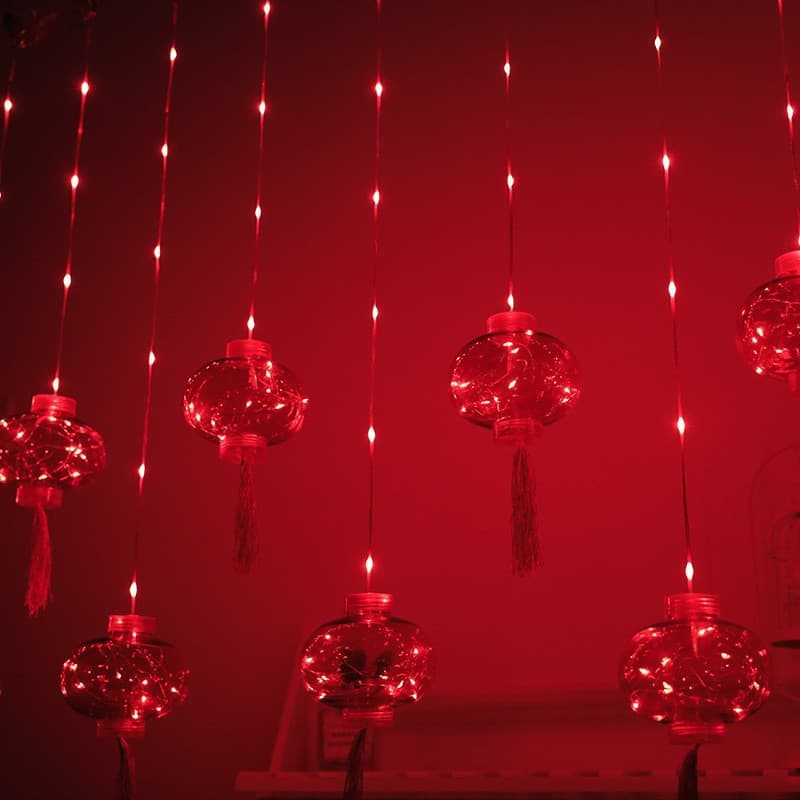 Ten big red lanterns