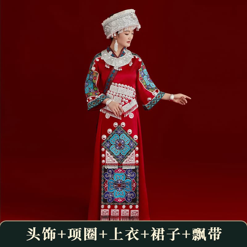 Red long style (headwear + collar + top + skirt + ribbon)