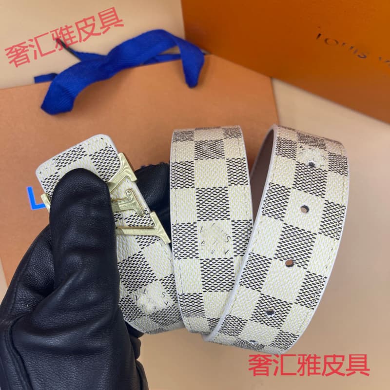 White grid+l gold buckle
