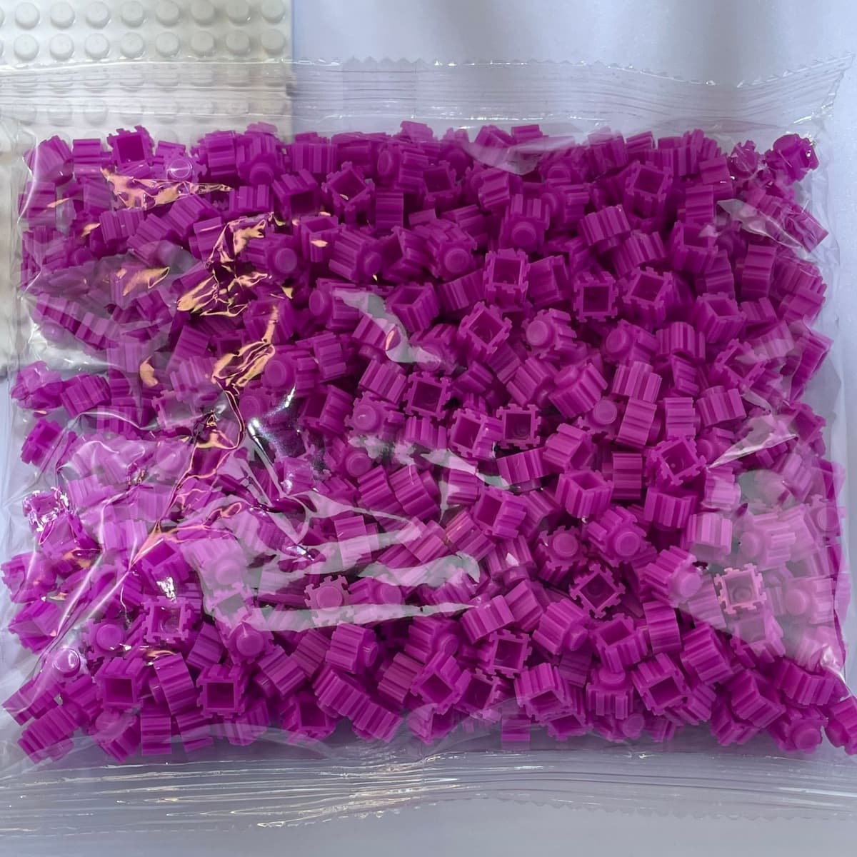 Plum red 550 pieces