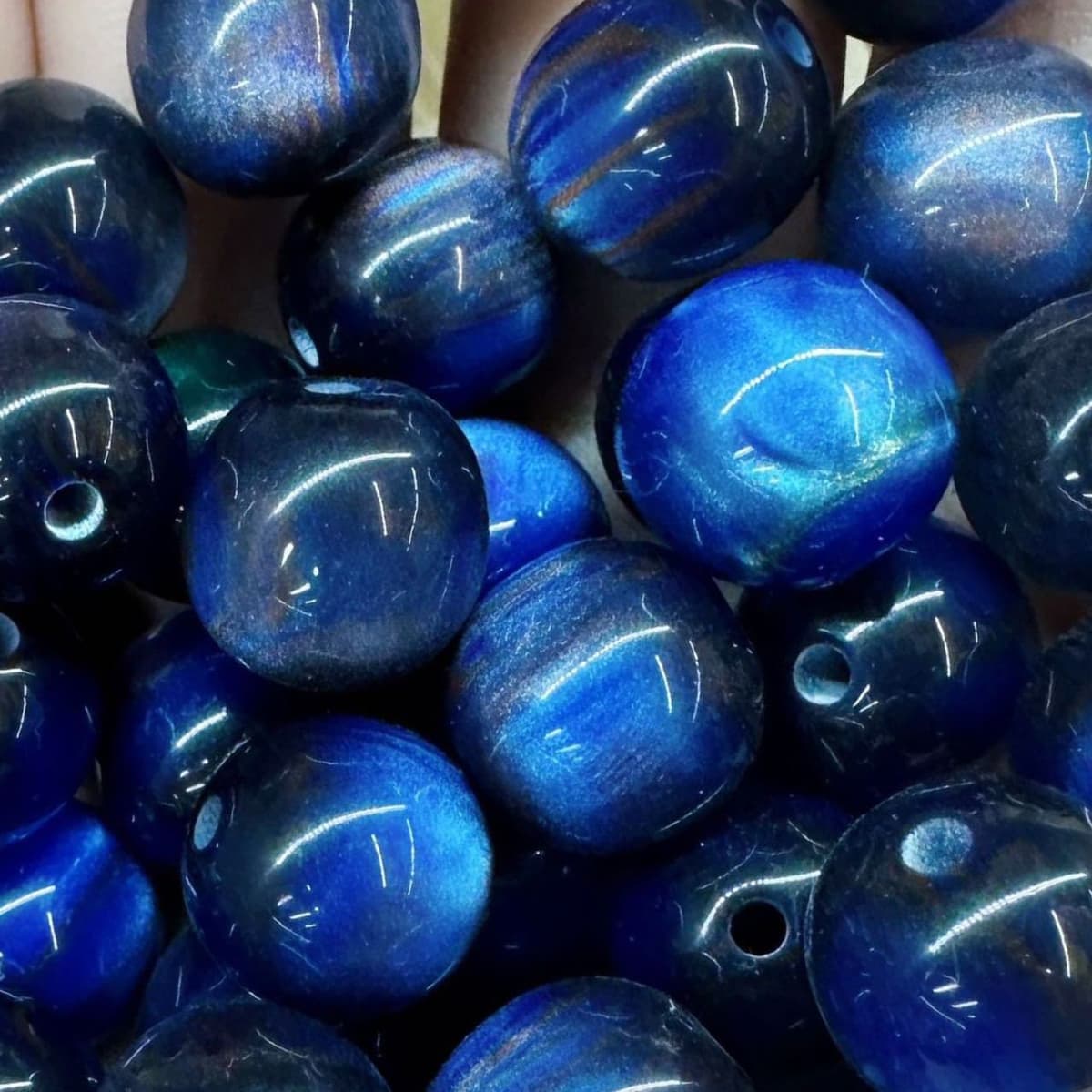 4 gilt oil painting beads resin round beads