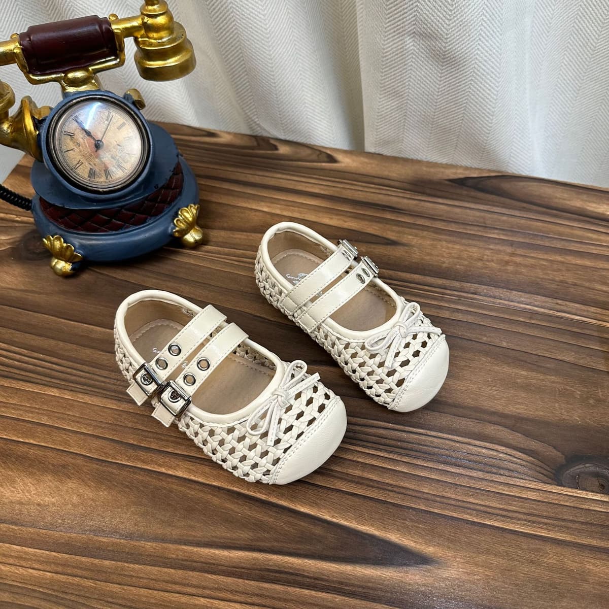cream white