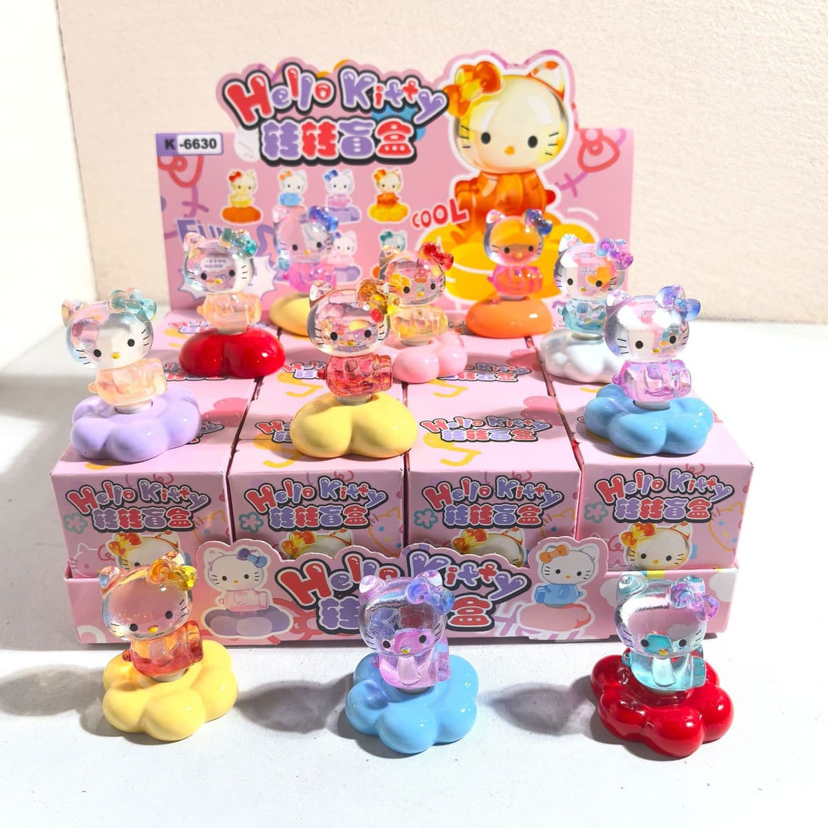 Hello kitty spin blind box [12/box]