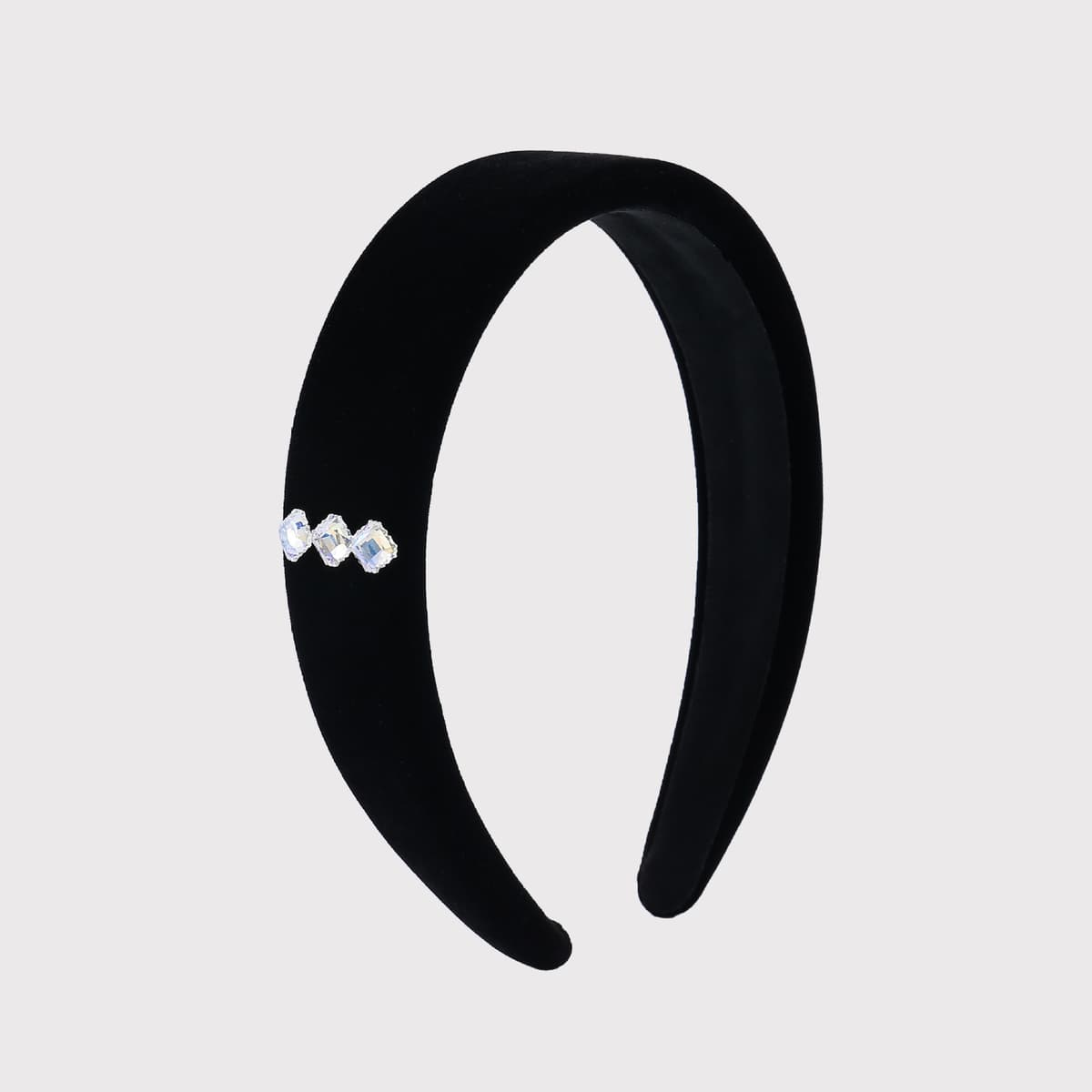 Black velvet square fine diamond