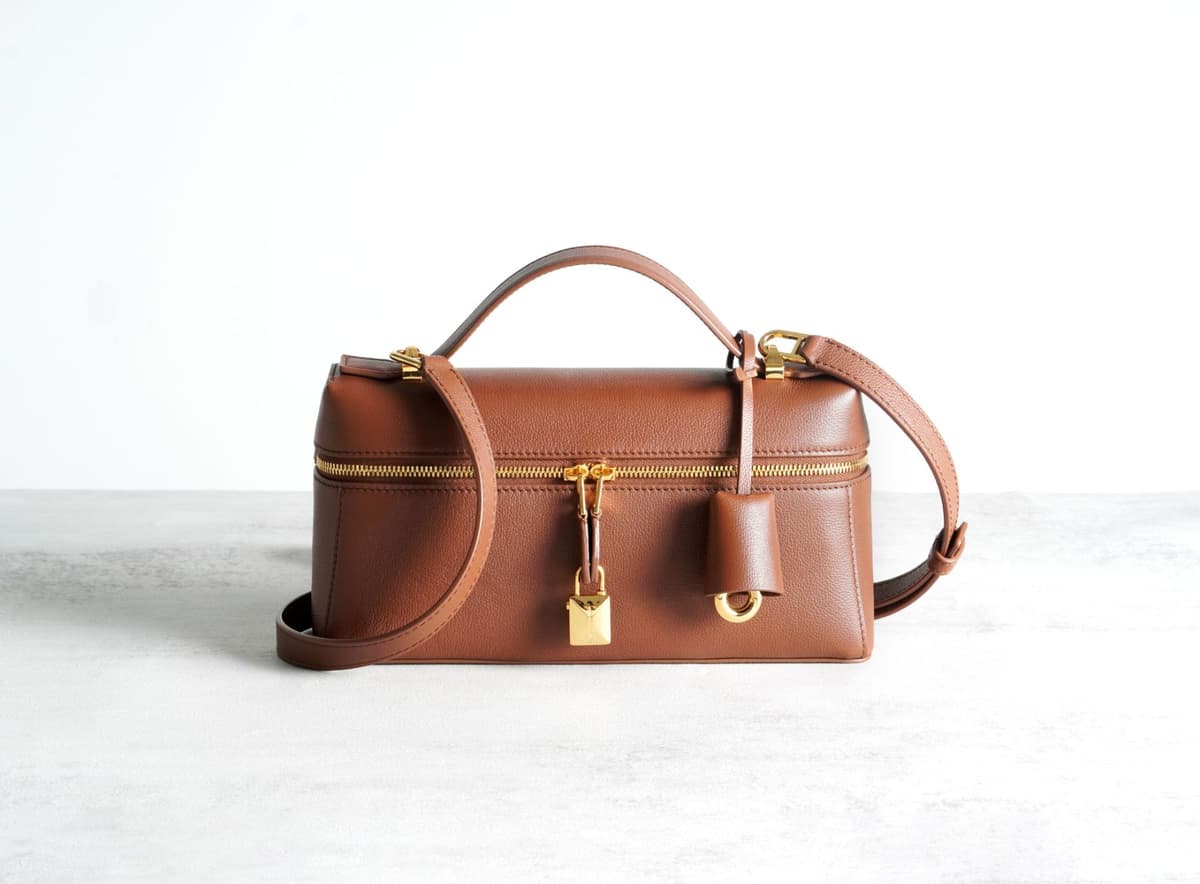 Caramel brown