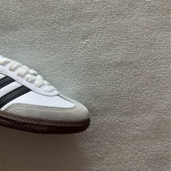 Erbear Shoes Samba White and Black Black and White Campus Couple Student Versatile Casual Sports Skateboard Shoes Daily Shoes